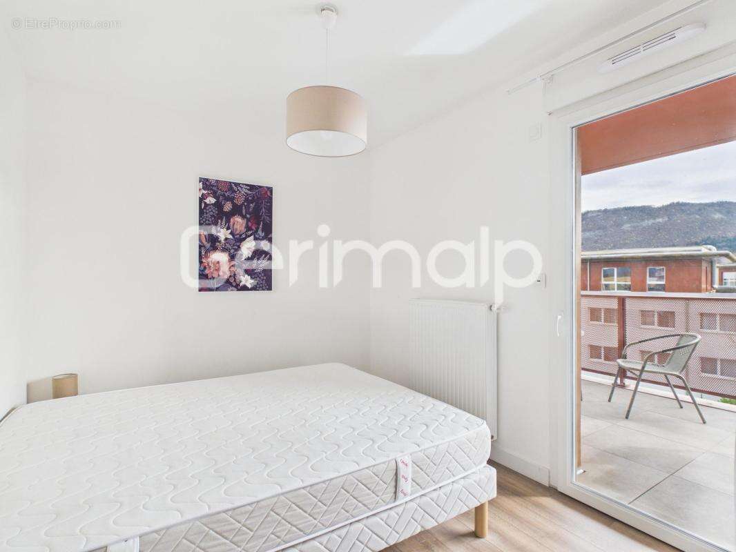 Appartement à SEYNOD