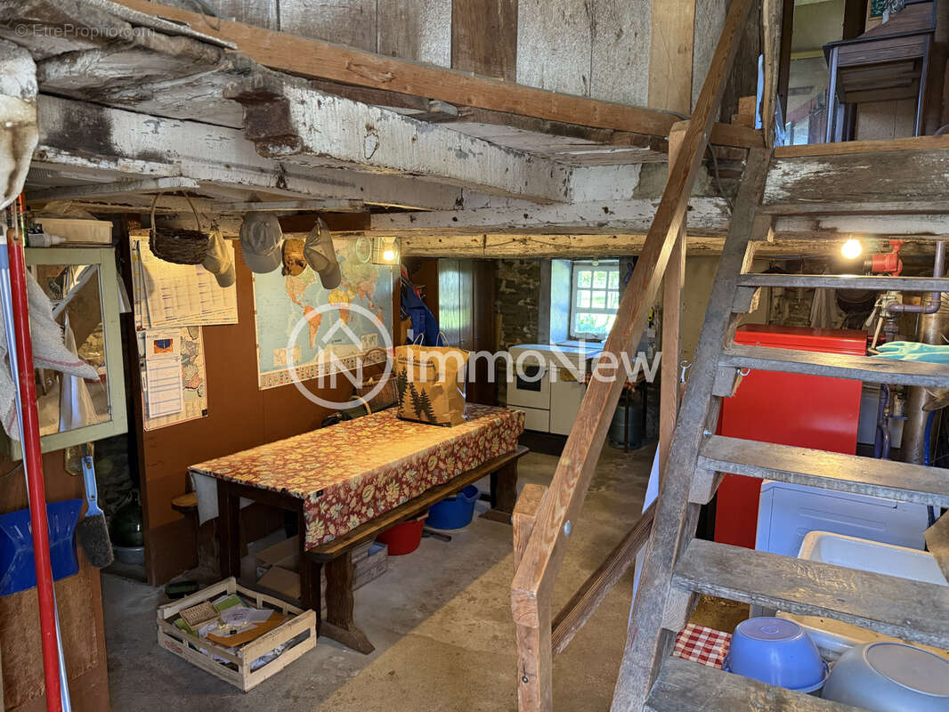 Maison à LE VAL-SAINT-PERE