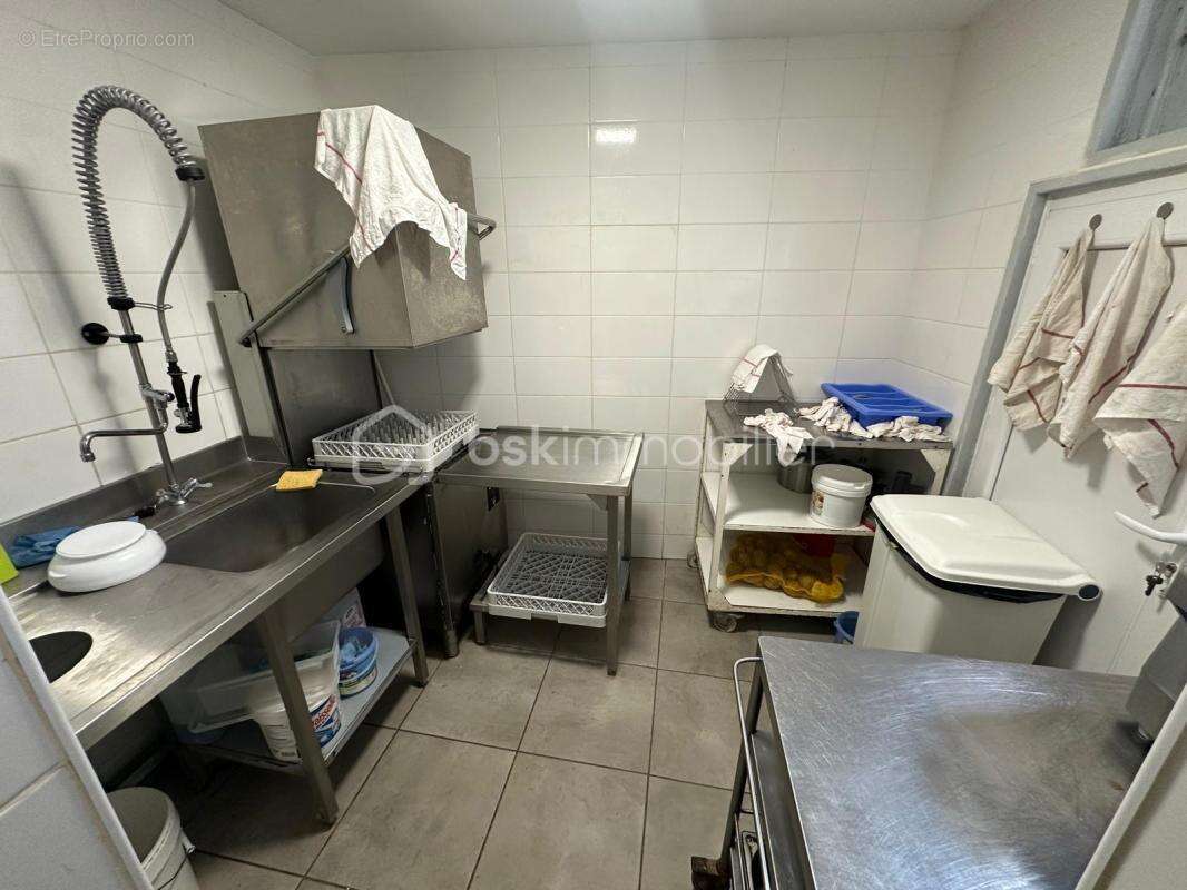 Commerce à LA CHARITE-SUR-LOIRE