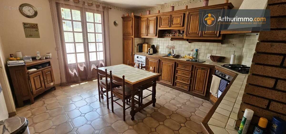 Maison à FOUGAX-ET-BARRINEUF