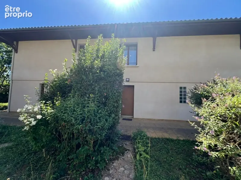 Centre-ville Aiguillon - Maison familiale 5 pièces avec jardin et garage - photo 17