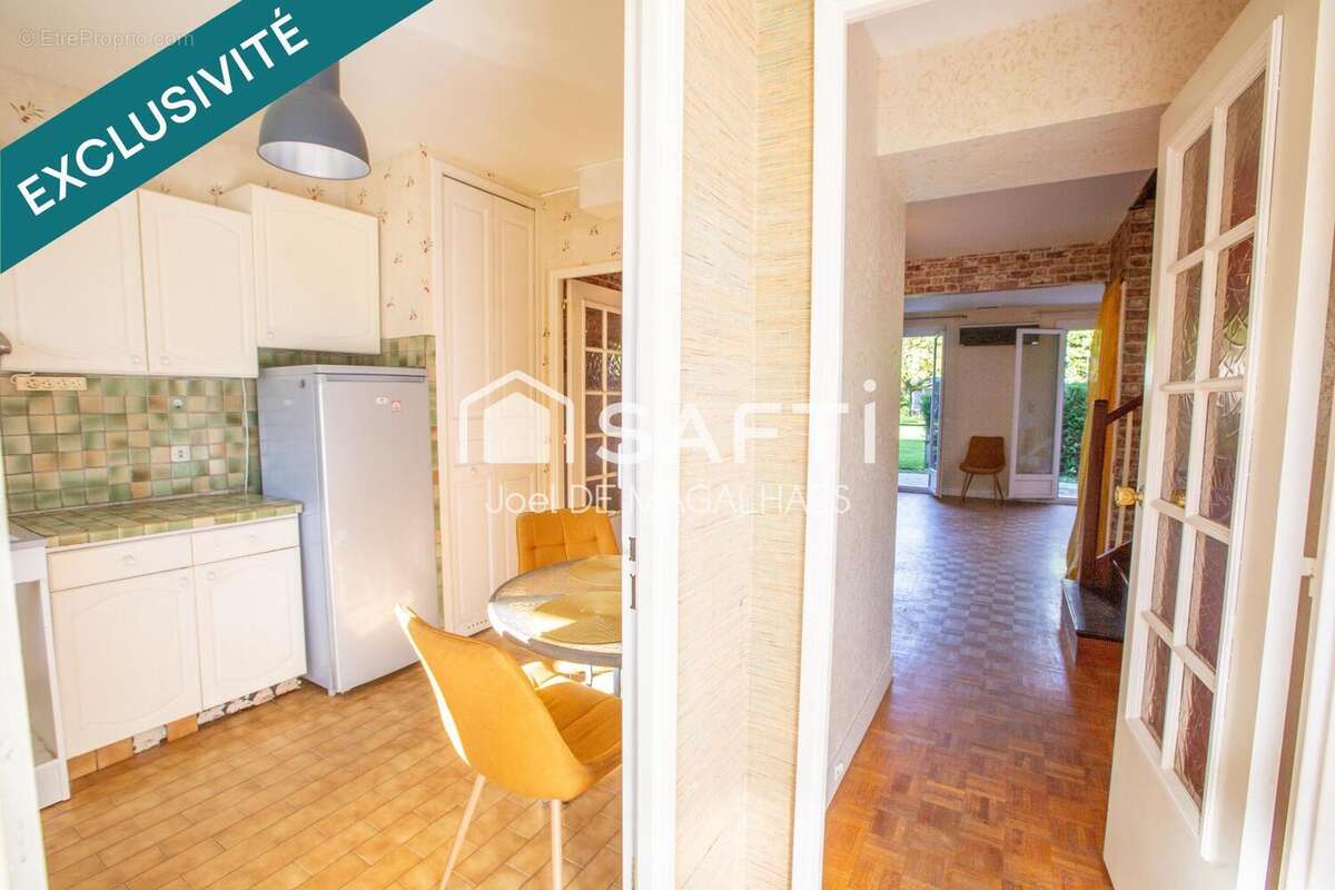 Photo 5 - Maison à LE MESNIL-SAINT-DENIS