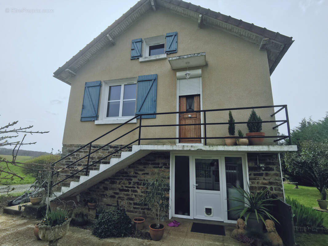 Autre à ANGOISSE