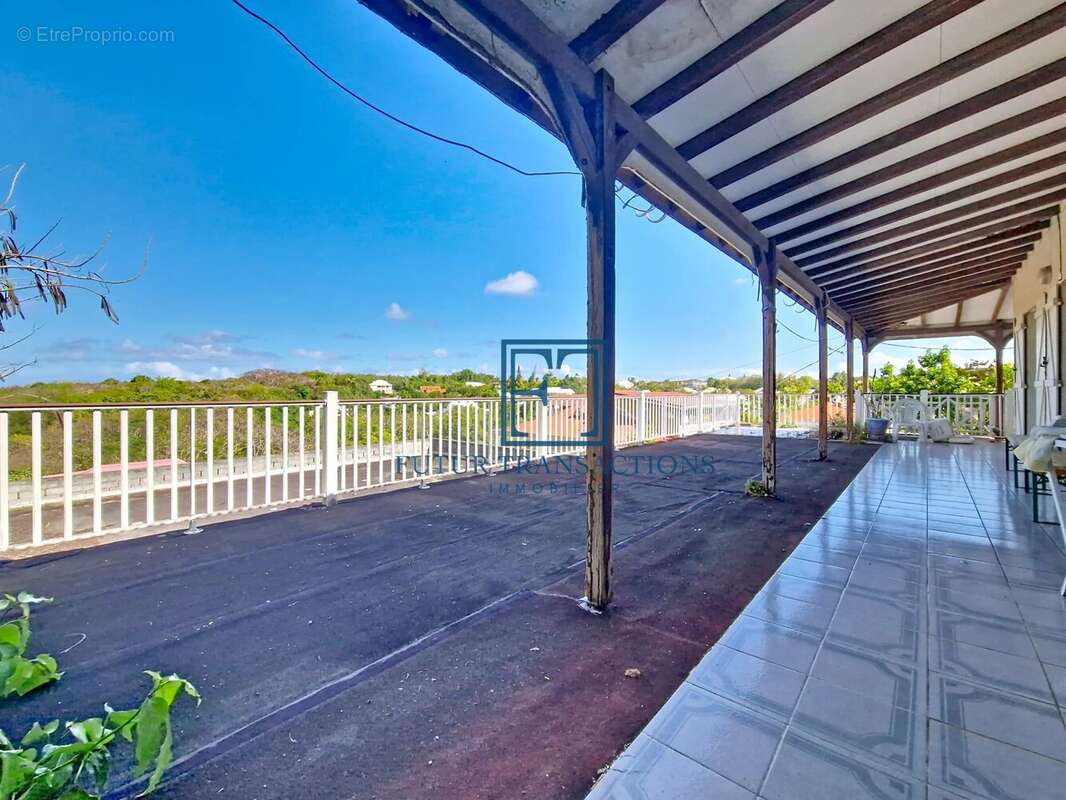 Maison à LE GOSIER