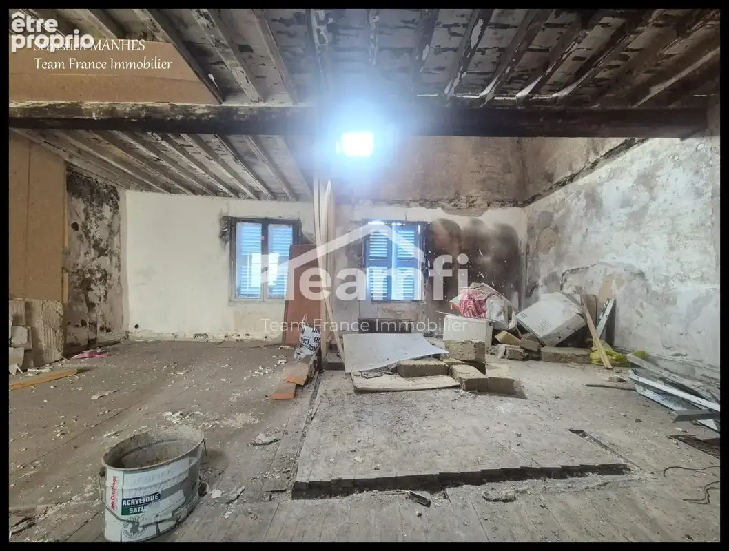 Appartement 55 m² à Thiers  - photo 6