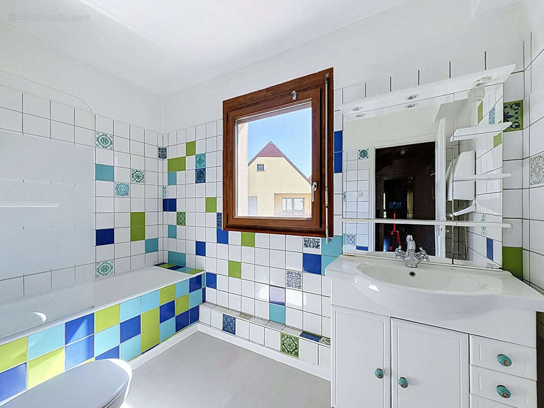 ORIGAMI en exclusivité - Maison 5 Pièces à LINGOLSHEIM - photo 8