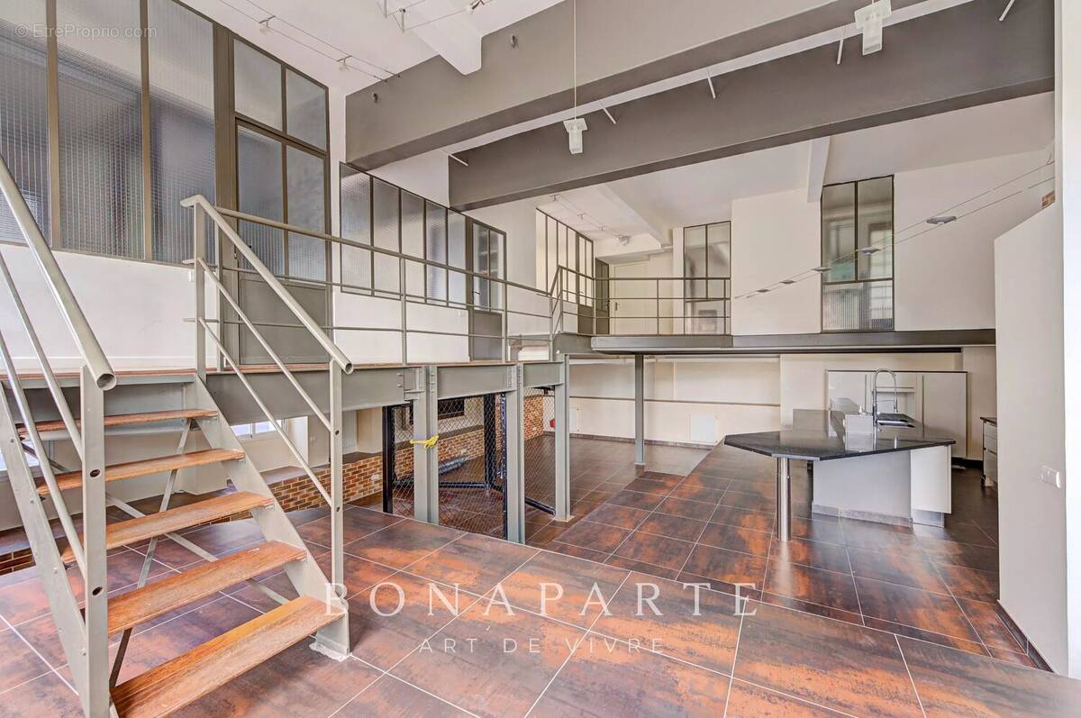 Appartement à COLOMBES