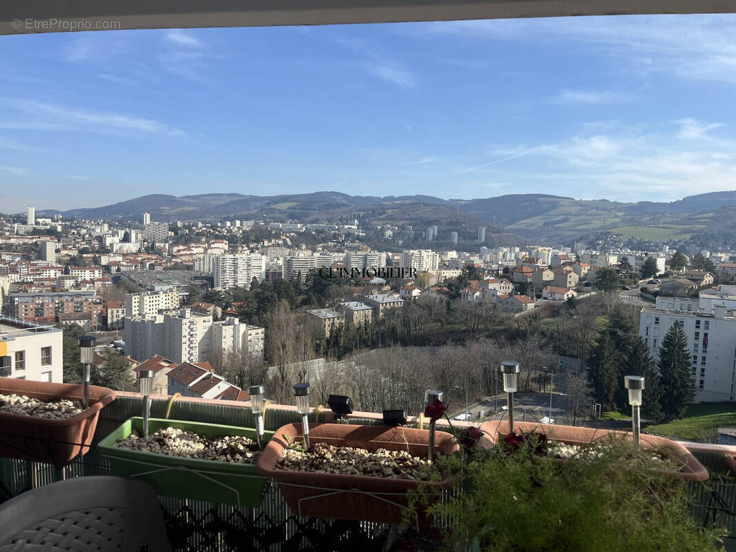 Appartement à SAINT-ETIENNE