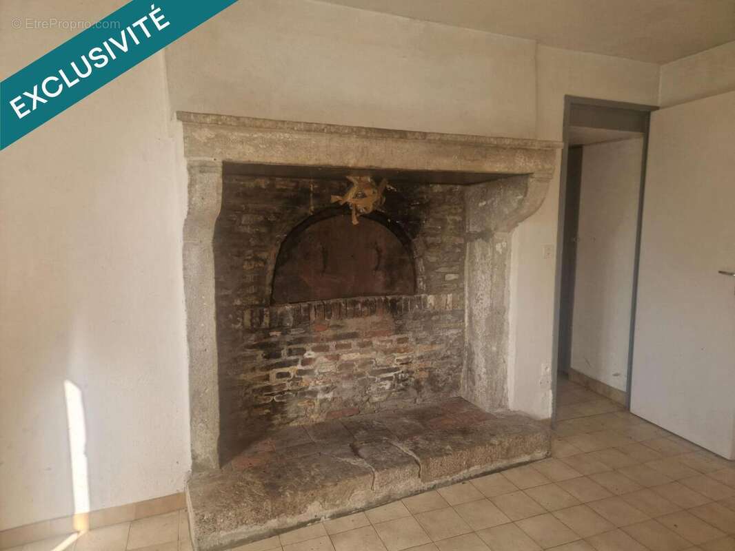 Maison 111 m² à Valignat  - photo 2