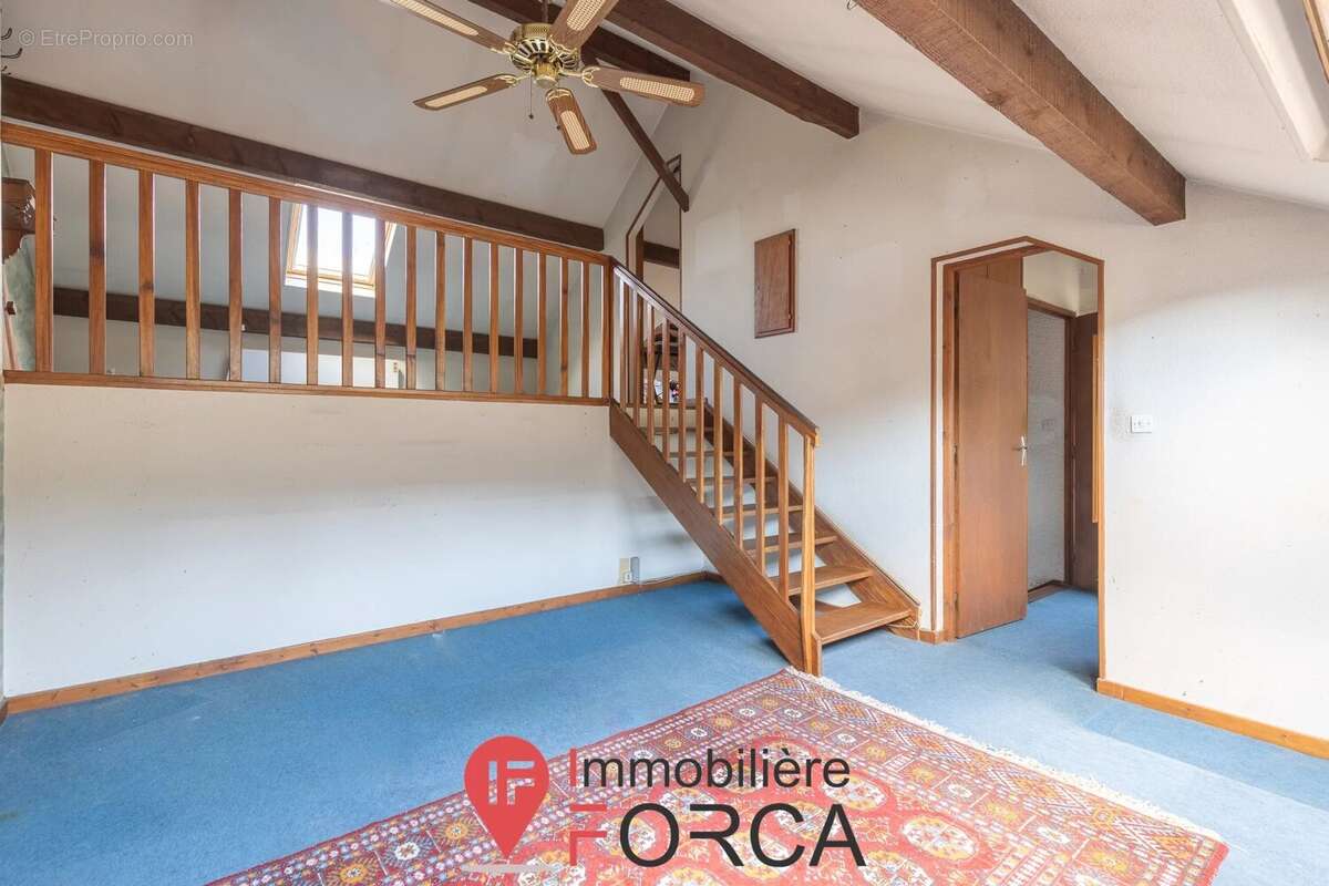 Maison à JOUY-AUX-ARCHES