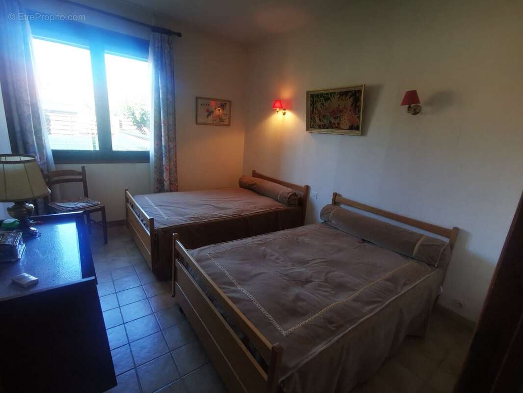 BELLE VILLA P.PIED T.5 sur terrain 1136 m2 - photo 12