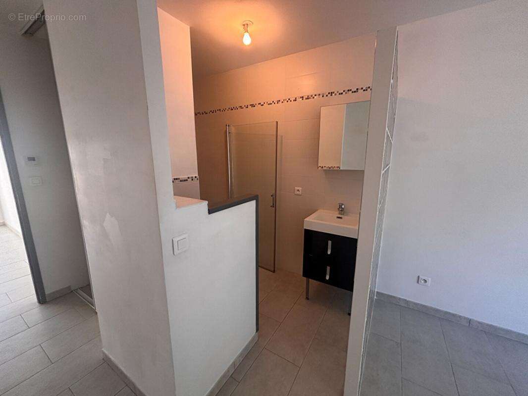 Vente Villa Boutenac (11200) -  5 pièce(s) -116 m2 - 249 900 - photo 8