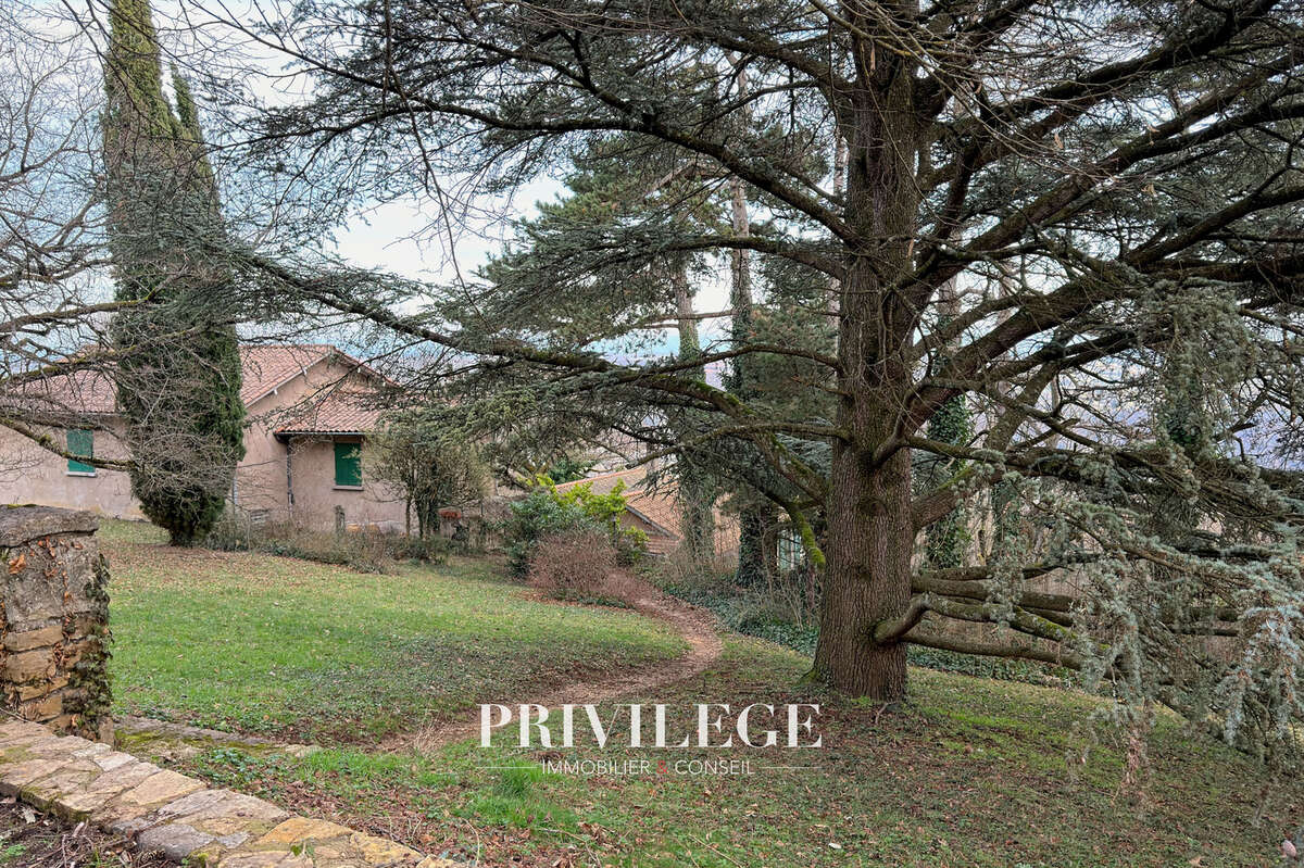 Maison à SAINT-CYR-AU-MONT-D'OR