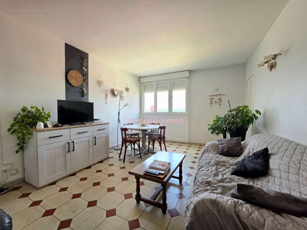 Appartement 73 m² à Mantes-La-Ville  - photo 6