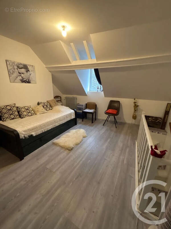 Maison à SAINT-QUENTIN