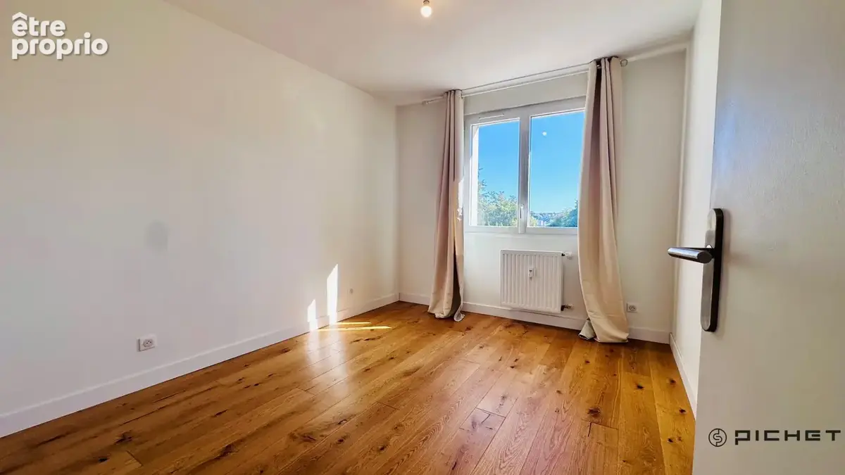 Angoulême champ de mars, bel appartement 4 pièces - photo 6
