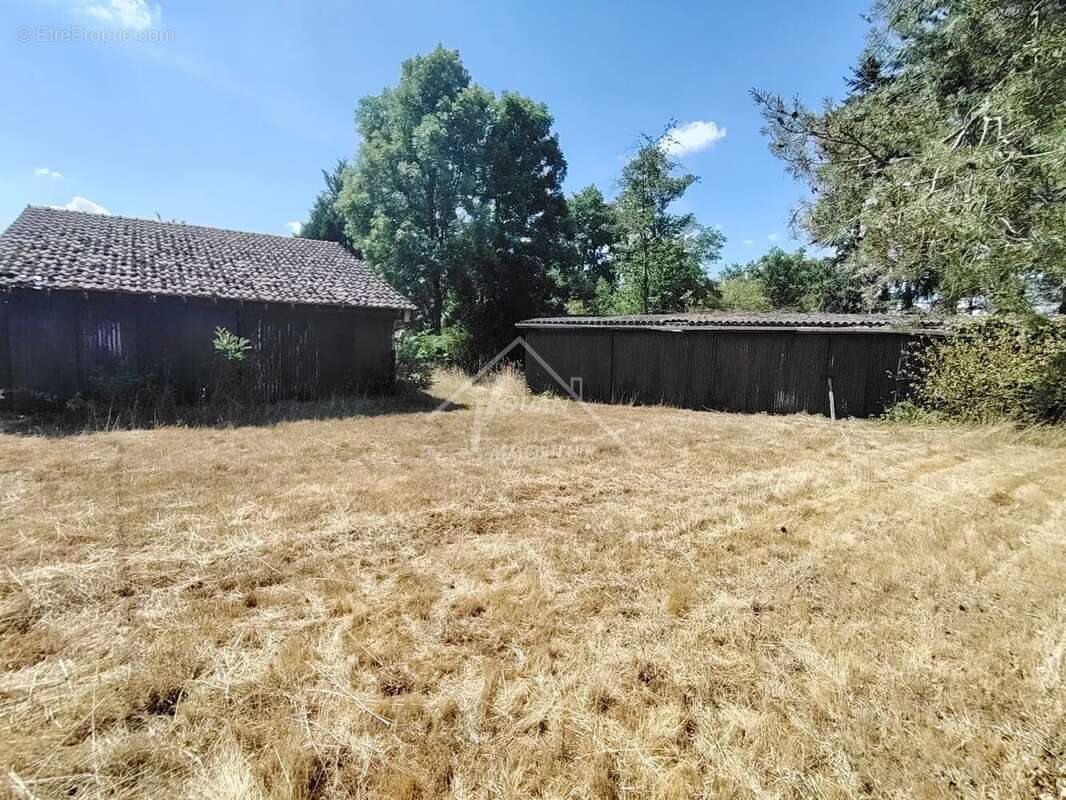 Terrain à BOURBON-LANCY