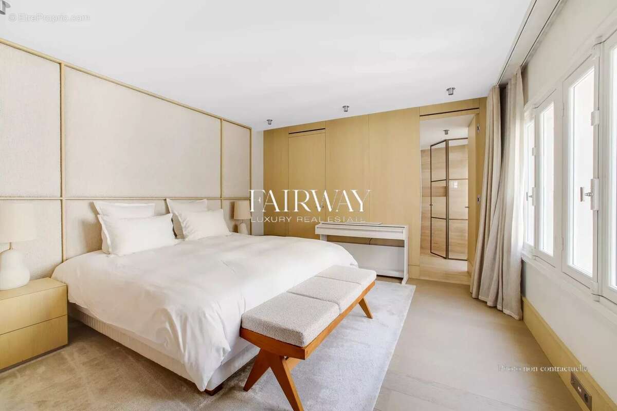 Appartement à PARIS-8E