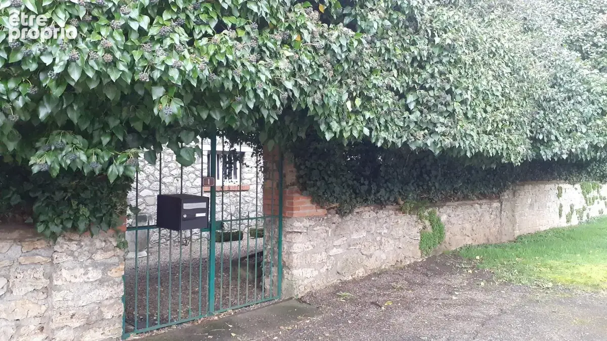 Demeure  à réinventer au cœur d’un parc de 3 700 m² - photo 2