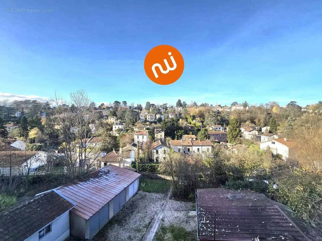 Appartement à TASSIN-LA-DEMI-LUNE