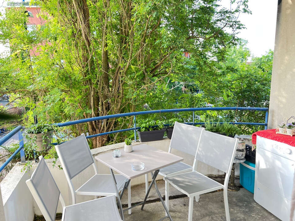 Appartement t3 avec un garage a vendre 31270 cugnaux - photo 2