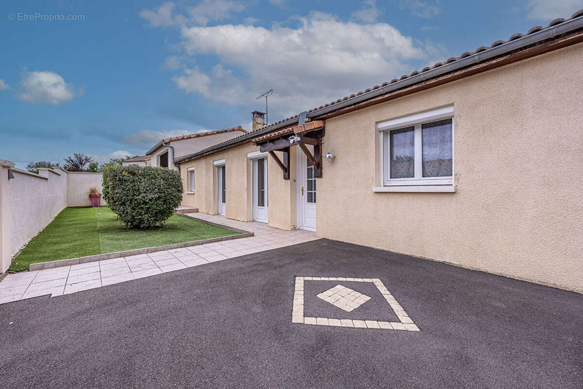 Maison à CHAURAY