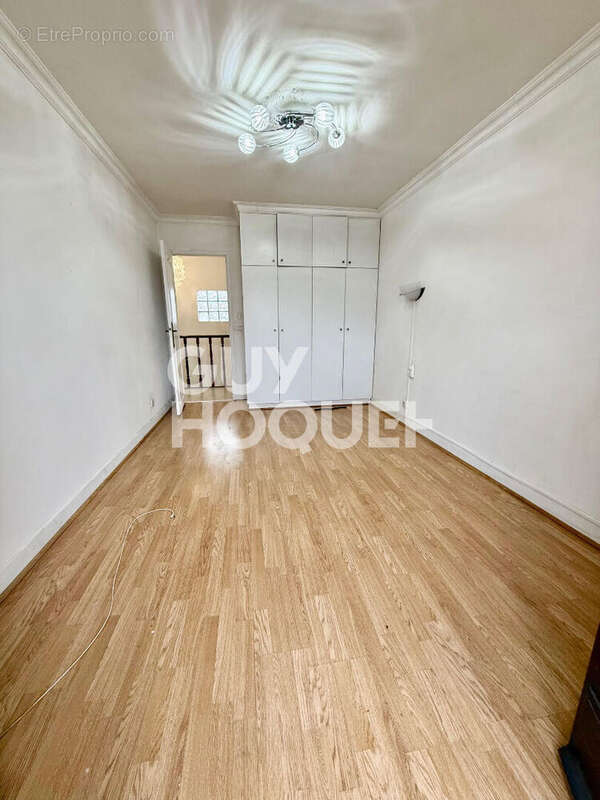 Maison à NEUILLY-PLAISANCE