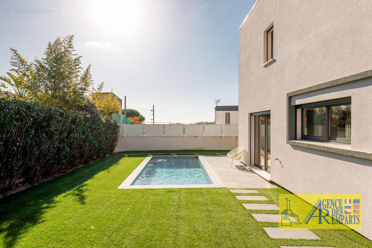 Maison à ANTIBES