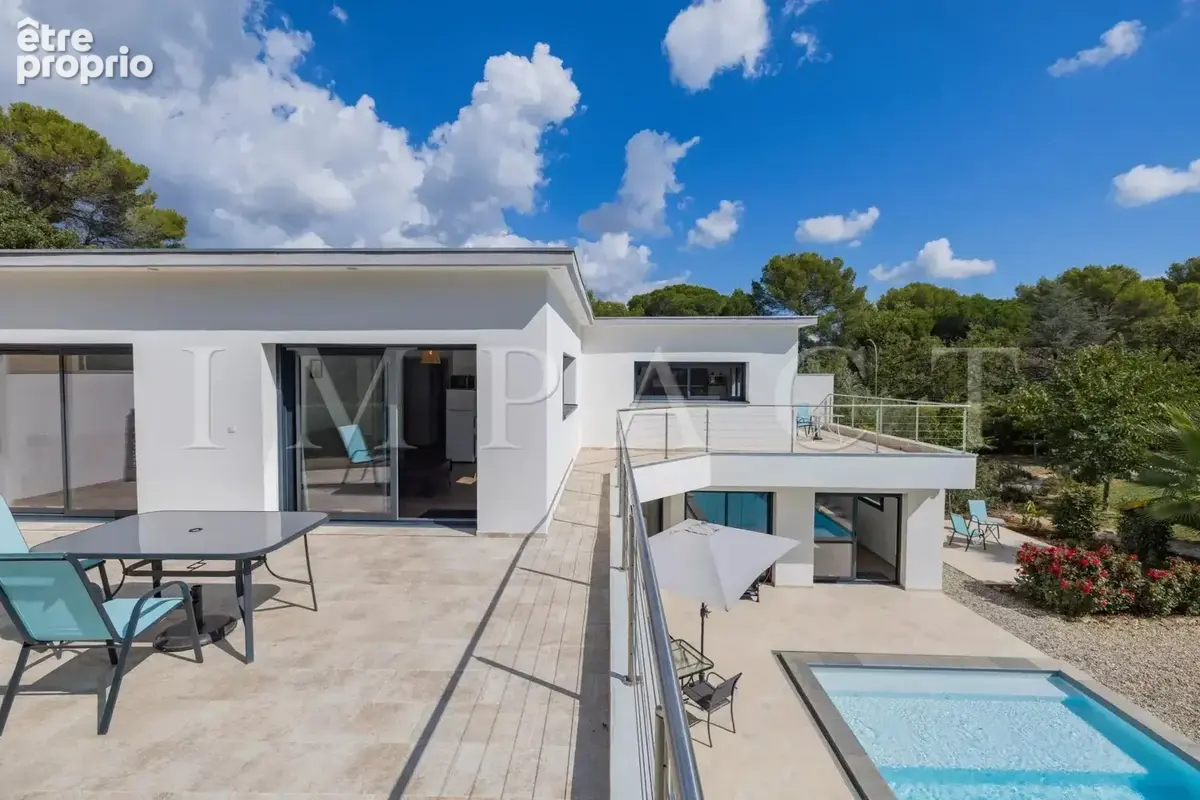 Mouans-Sartoux limite Mougins, Villa contemporaine de 220m2 avec piscine à vendre - photo 26