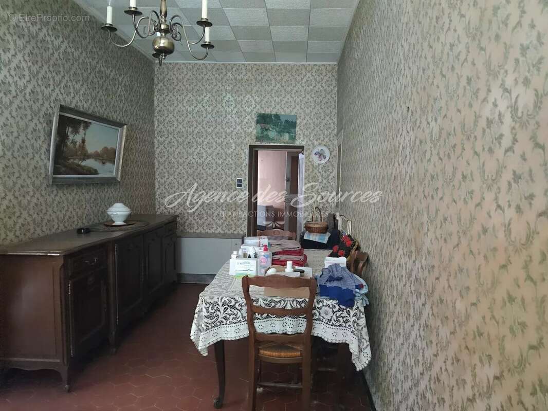 EXCLU : Maison de village à rénover à Varages - photo 7