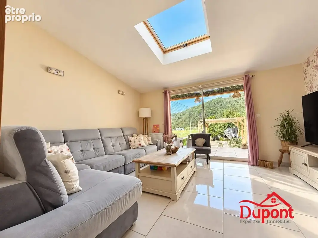 Maison 6 pièces 105 m² à vendre à Revin (08500) - photo 2