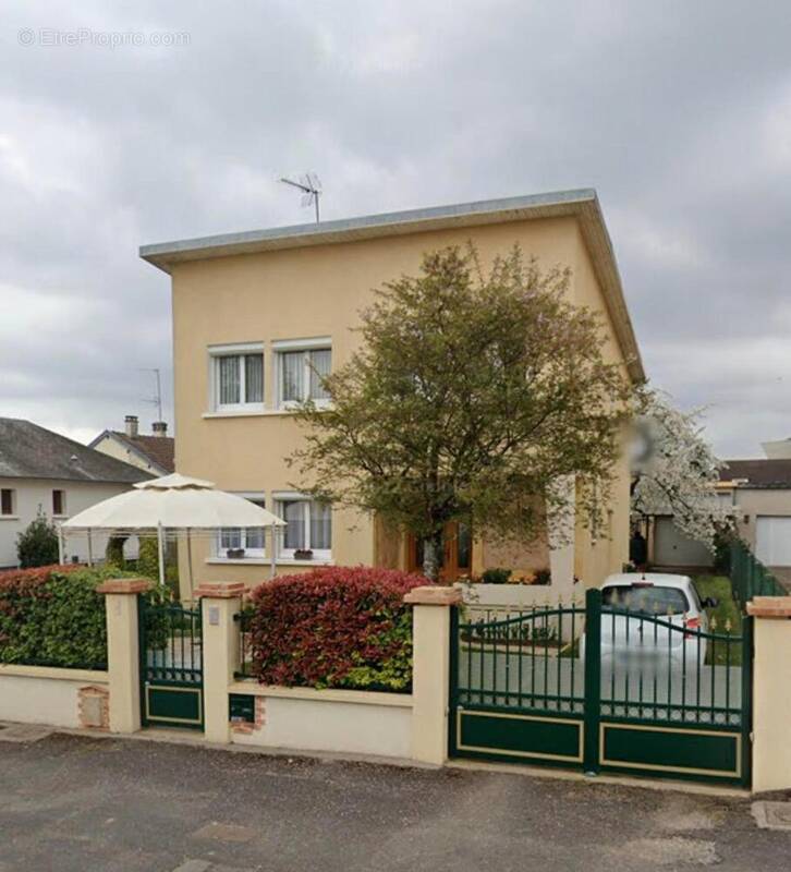 Photo 1 - Maison à SAINT-DOULCHARD