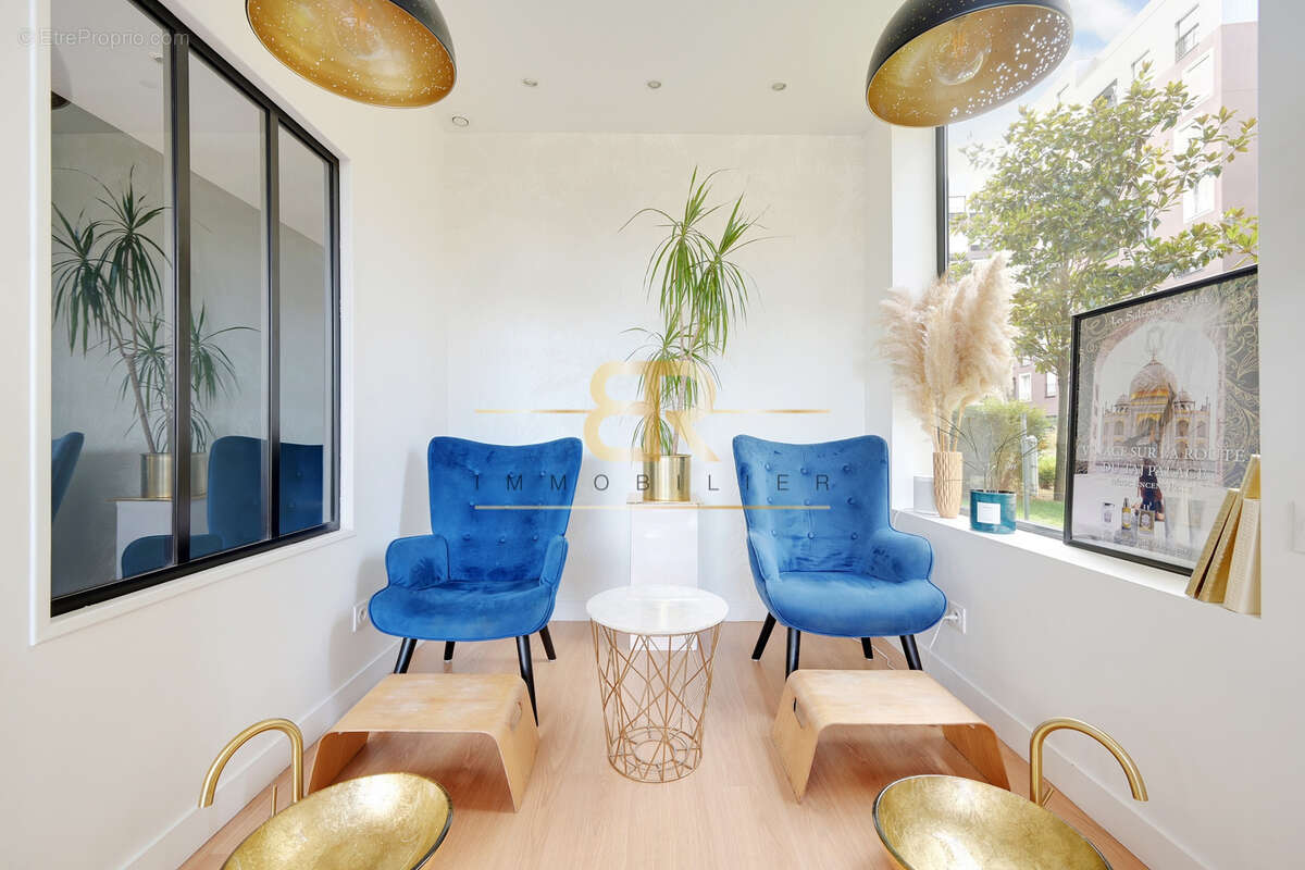 Commerce à ASNIERES-SUR-SEINE