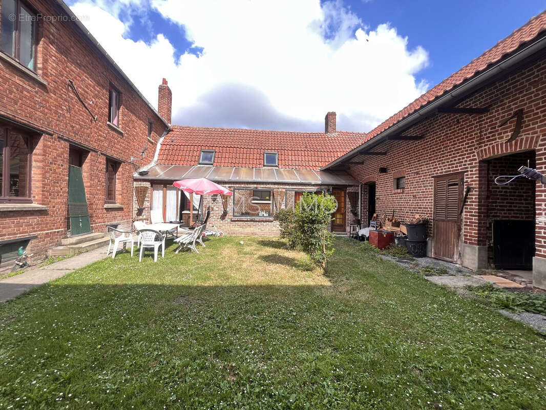 Maison à AVELIN