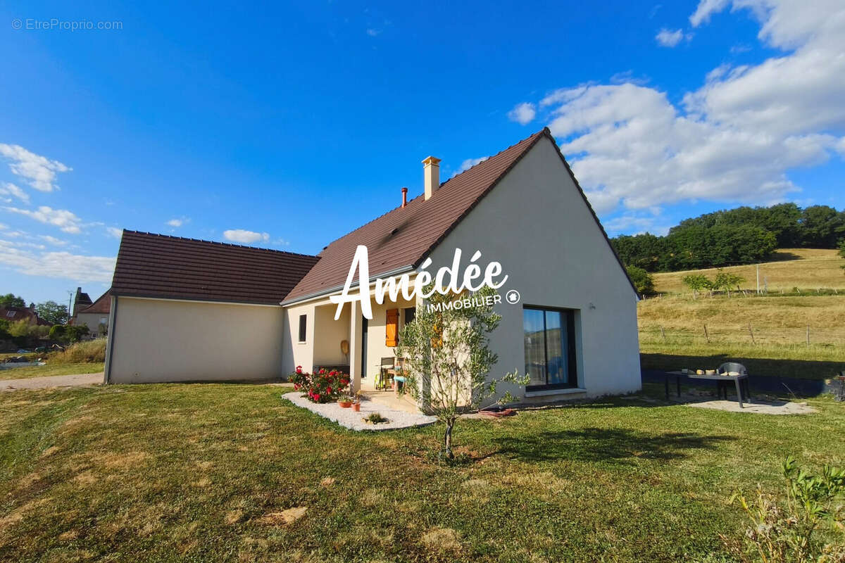 Maison 99 m² à Belmont-Bretenoux  - photo 4