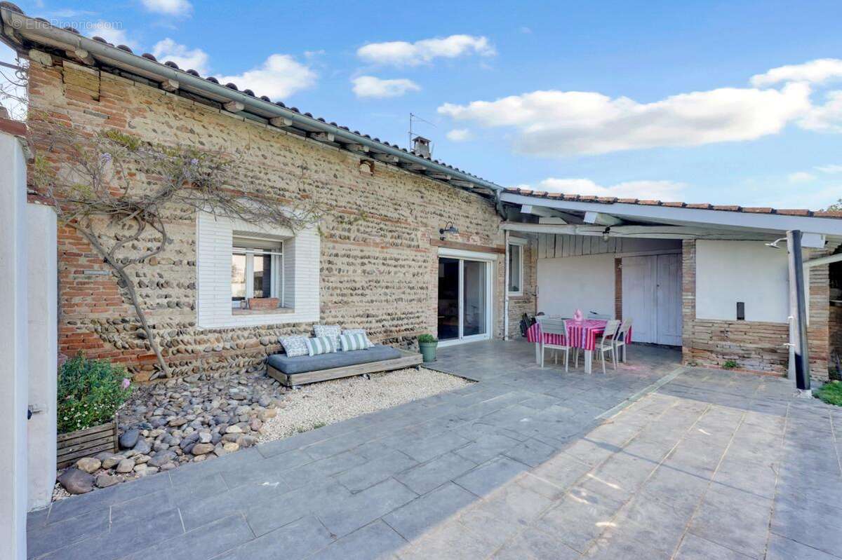 Maison à SAINT-PAUL-SUR-SAVE