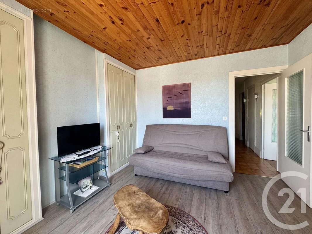 Appartement 56 m² à Villeurbanne  - photo 2