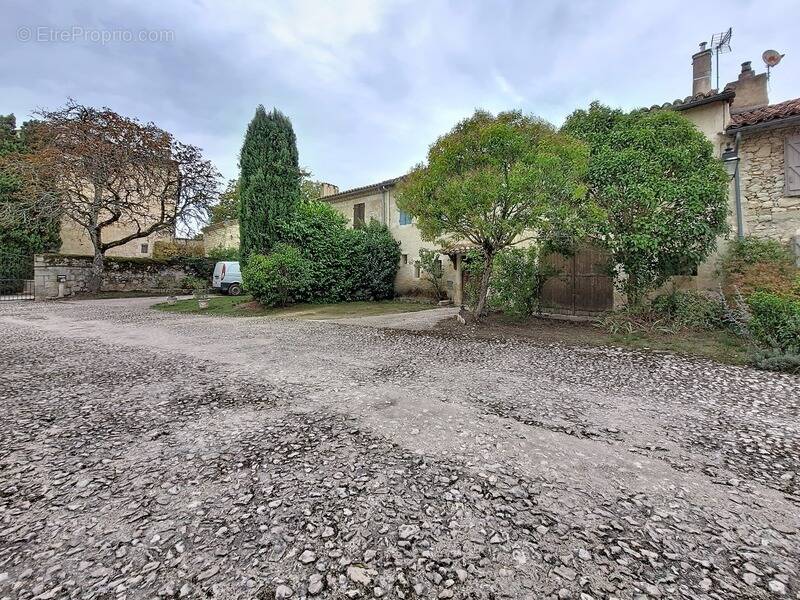 Maison à SAINT-LARY