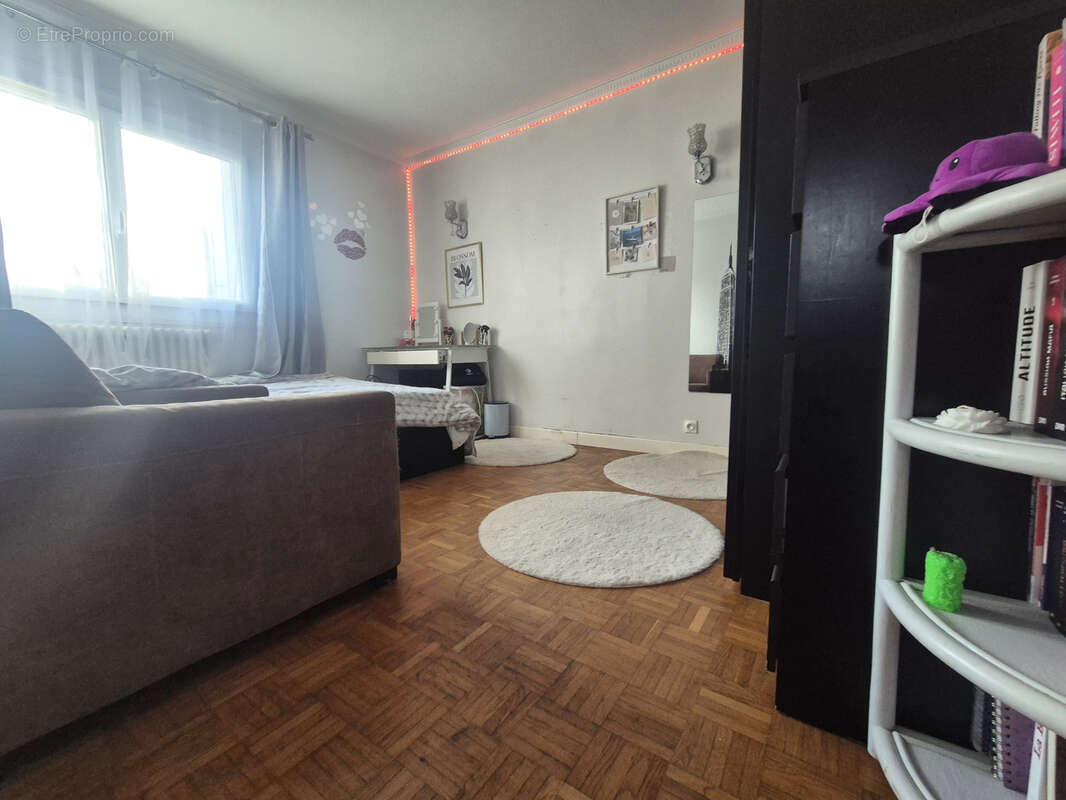 Appartement à BAGNEUX