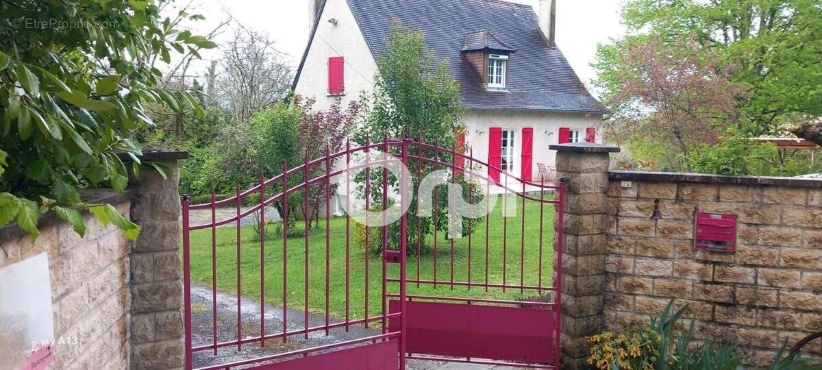 Maison à LA DOUZE