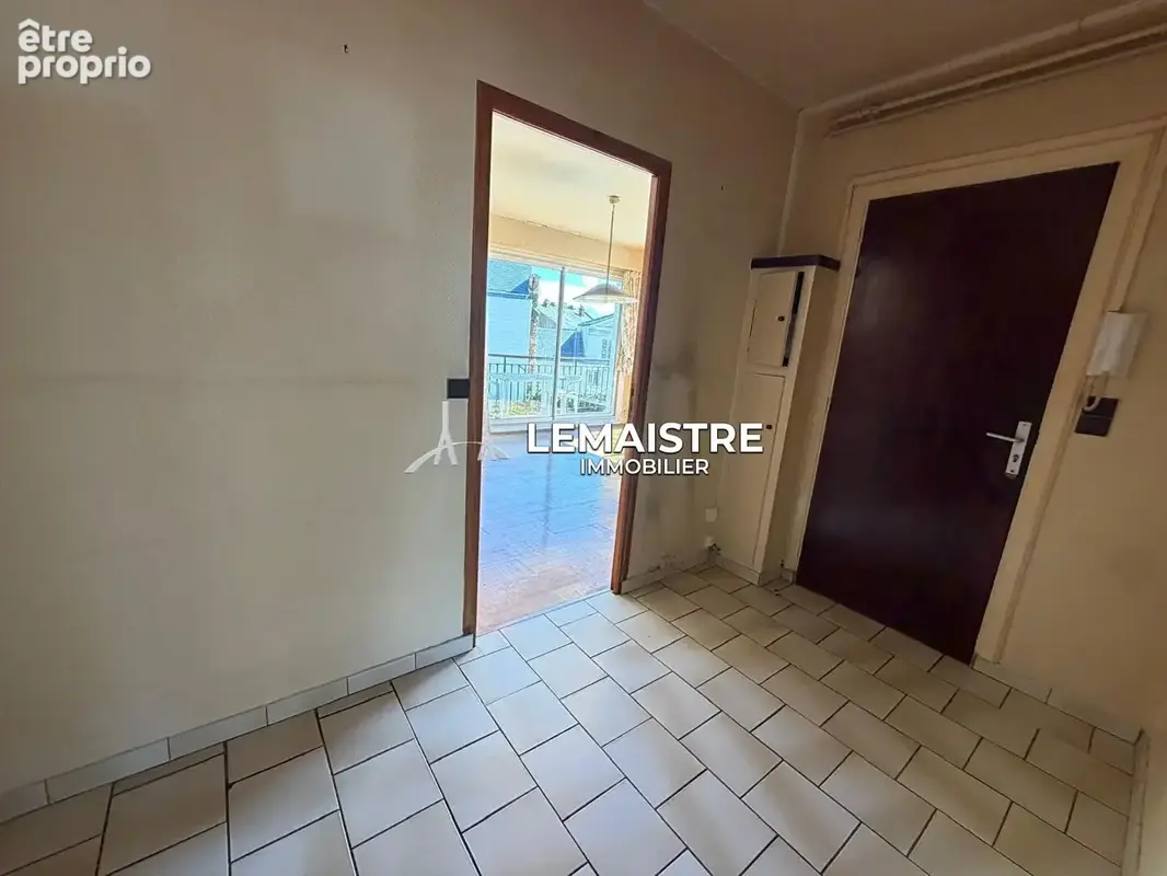 Appartement à vendre - Les Gobelins - 100 m² - 2 chambres - Grand balcon filant, garage - photo 9