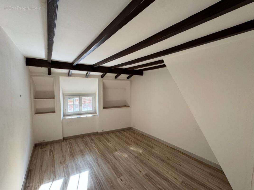 Maison à SACY-LE-PETIT