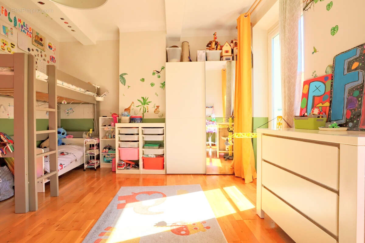 Appartement à HYERES