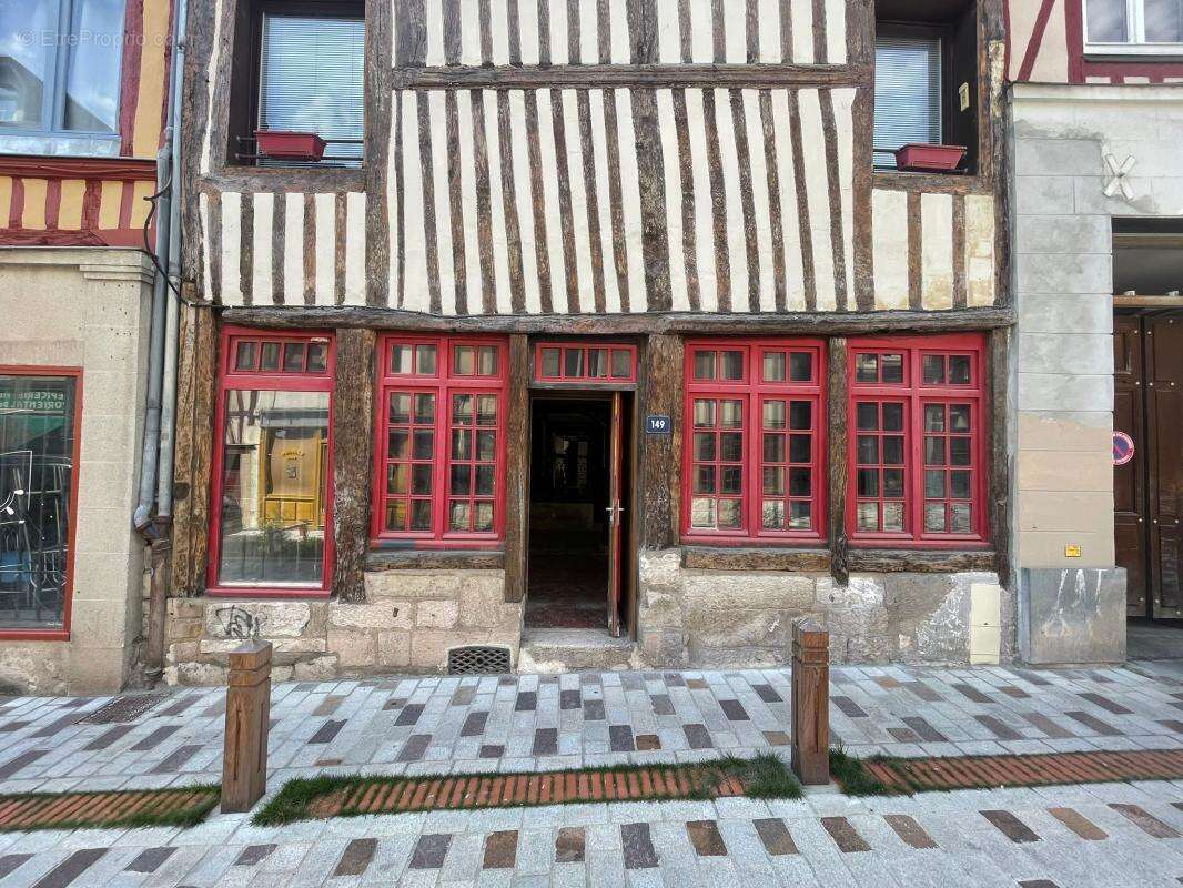 À VENDRE — Local commercial exceptionnel  149 Rue Beauvoisine, Rouen (76000) - photo 6