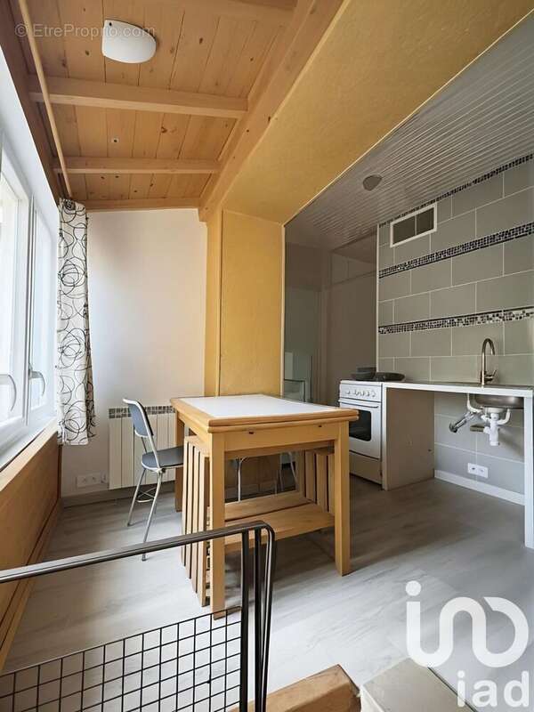 Maison 110 m² à Saint-Clement-Sur-Valsonne  - photo 7