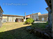 Maison à SAINT-CIERS-DU-TAILLON