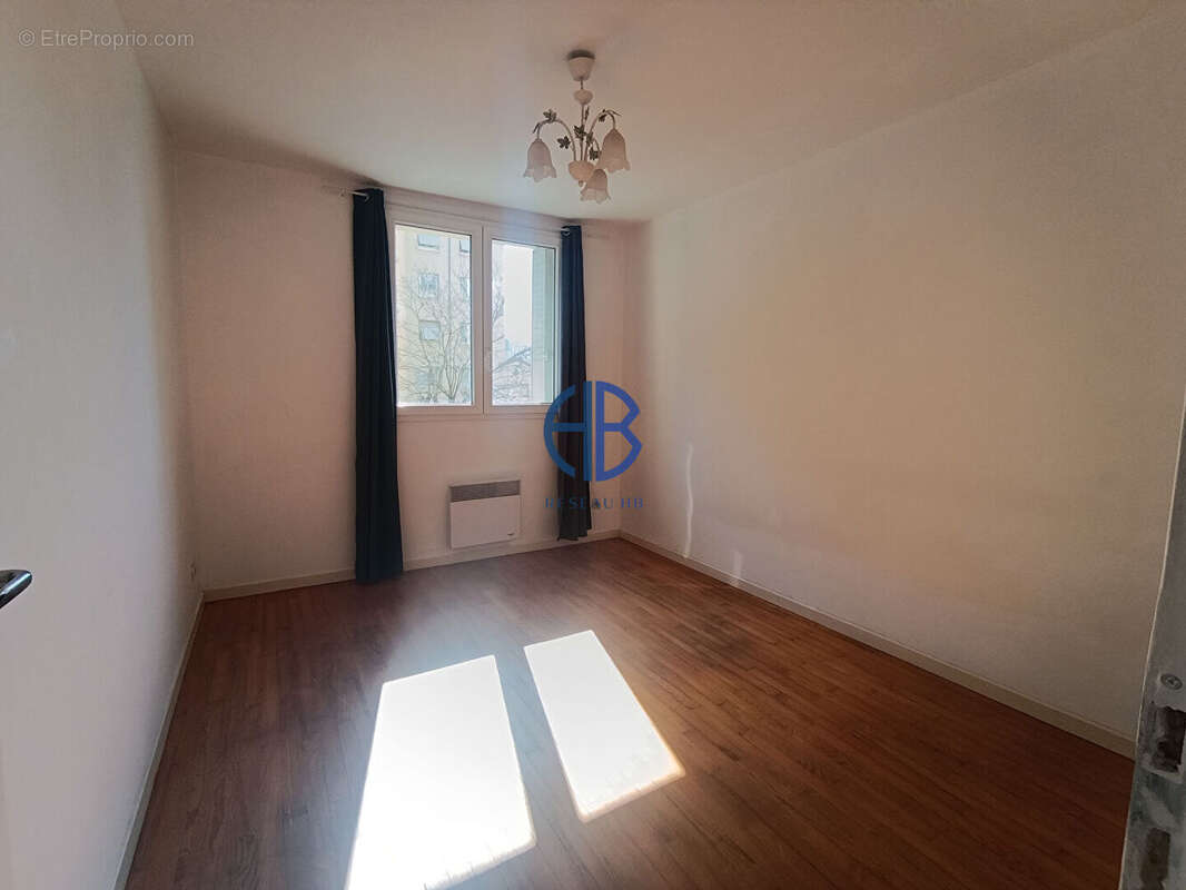 Appartement à BOURG-LES-VALENCE