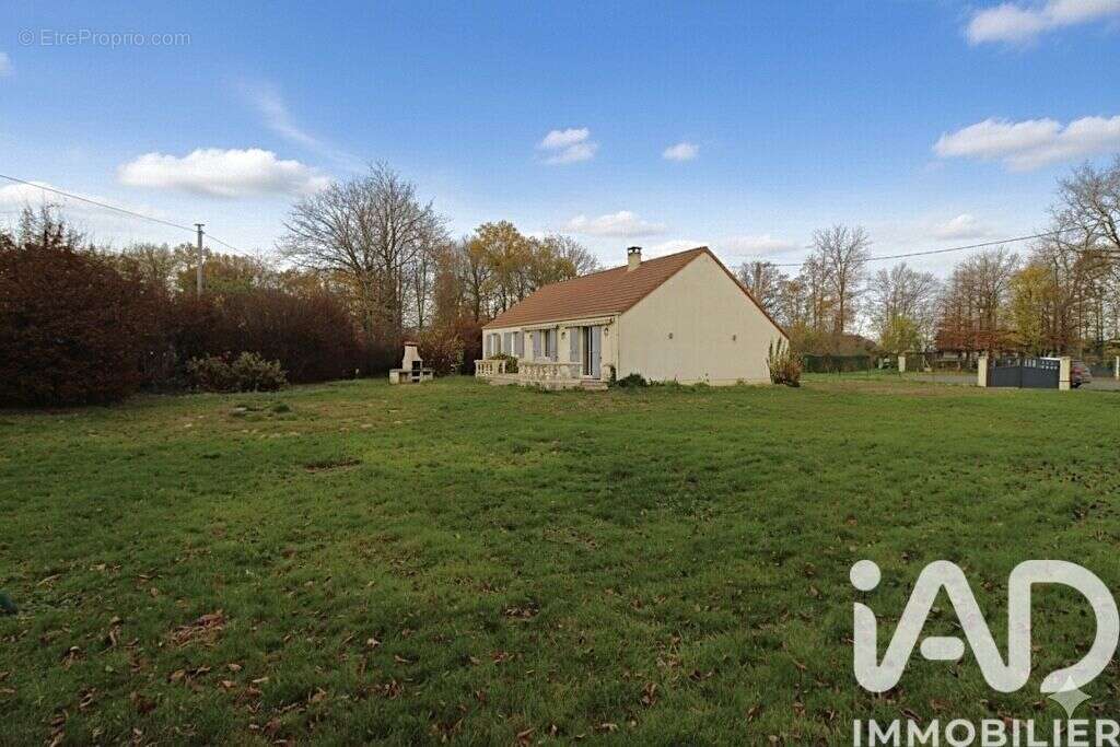 Photo 2 - Maison à COURTENAY