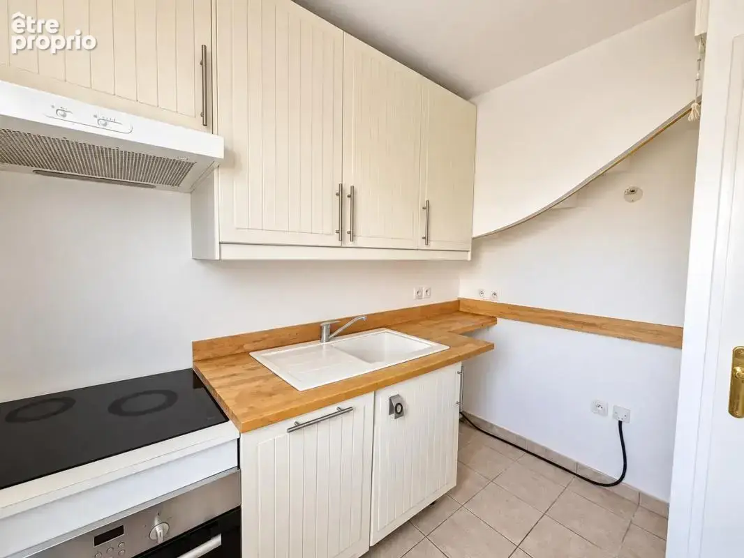 Appartement de 4 pièces de 74 m² situé à Chessy - photo 6