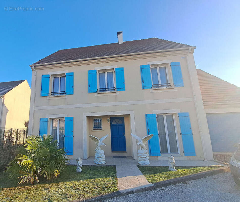 Maison à LE MESNIL-EN-THELLE